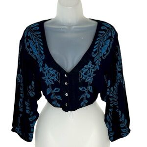 FREE PEOPLE ‎ Women 2? Black Blue Embroidered Puff Sleeve Button Down Crop Top.